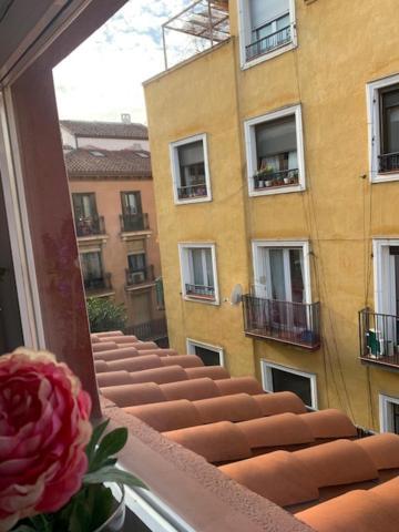 Impresionante Apartamento En Malasana Madri Exterior foto