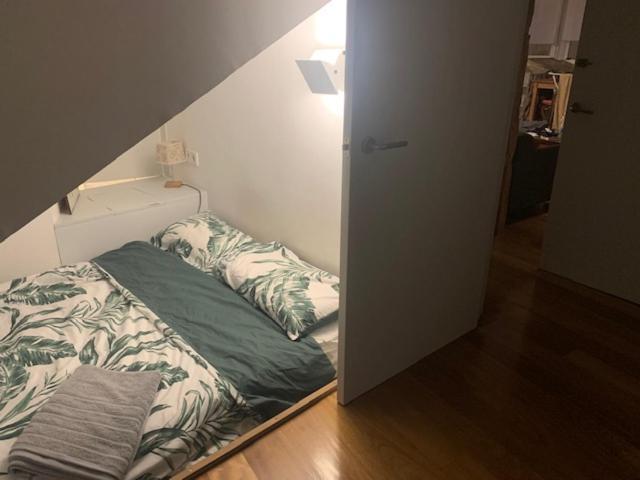 Impresionante Apartamento En Malasana Madri Exterior foto